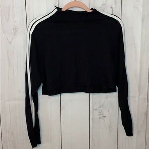 Black and White Long Sleeve Crop Top